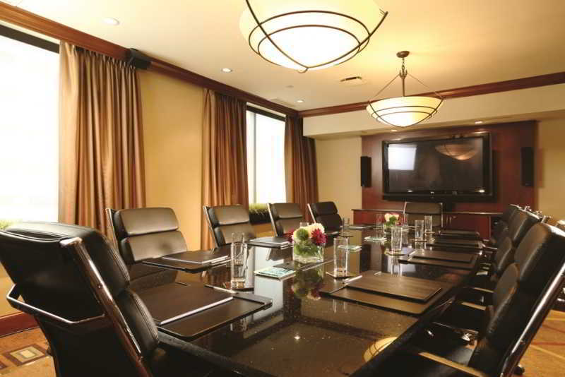 Embassy Suites By Hilton Newark Airport Elizabeth Exterior foto